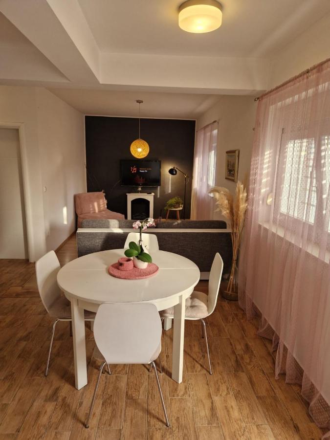 Apartment Dome Biograd Na Moru Exterior photo