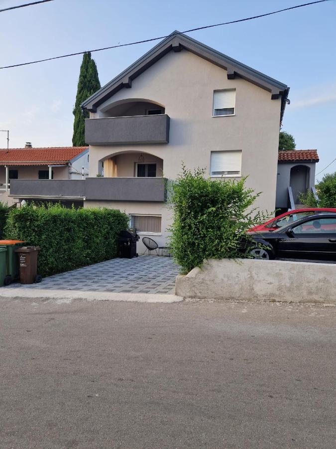 Apartment Dome Biograd Na Moru Exterior photo